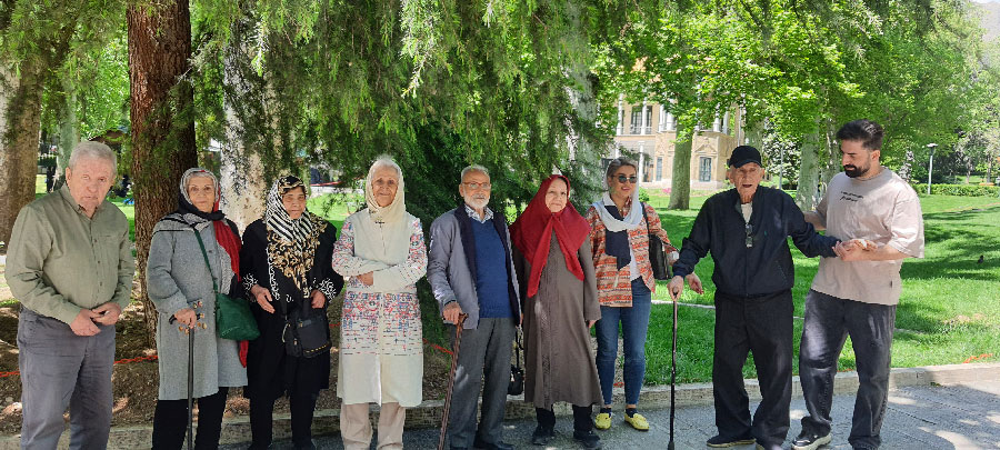 کاخ نیاوران 1404