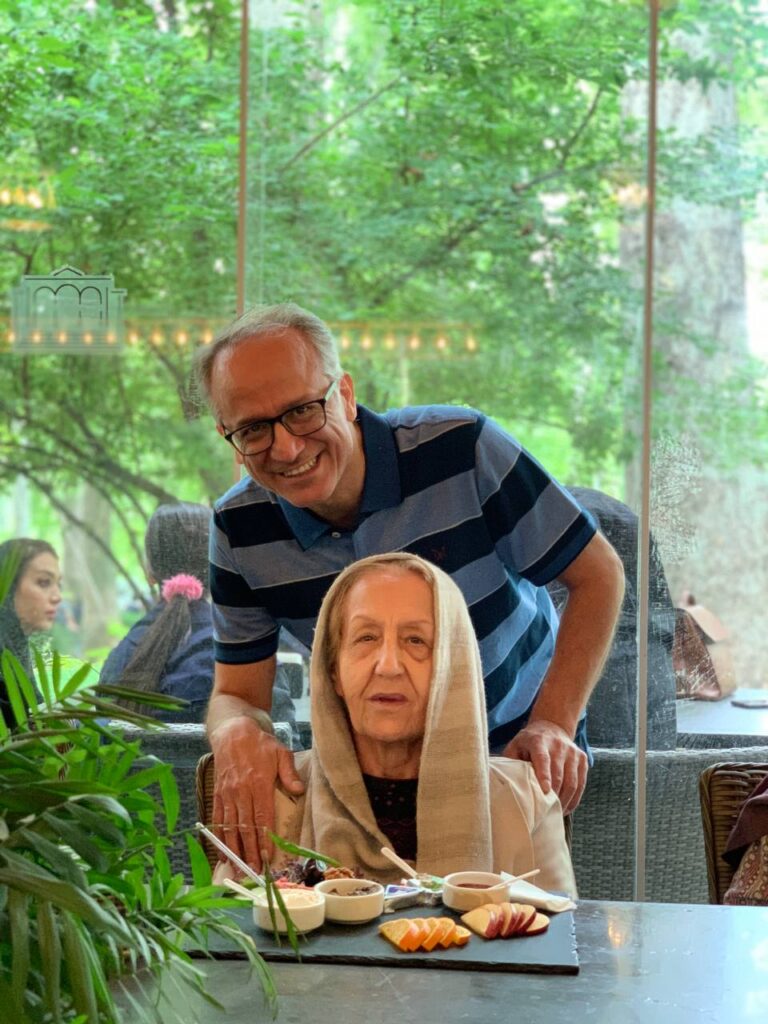 کاخ سعدآباد 1404